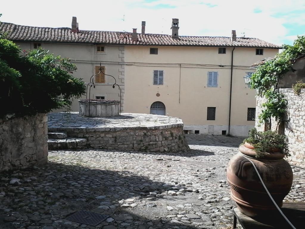 ホテル Cisterna Nel Borgo カスティリオーネ・ドルチャ エクステリア 写真